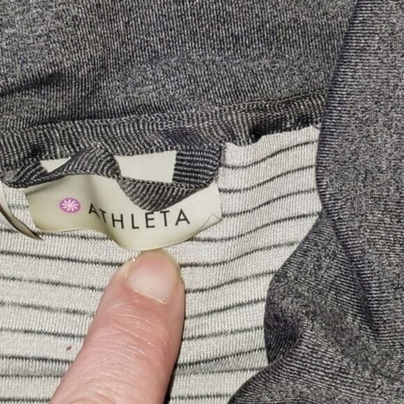 Athleta Women's Size XXS Grey Zip-Up Jacket Pockets Thumb Holes GUC - Picture 8 of 10